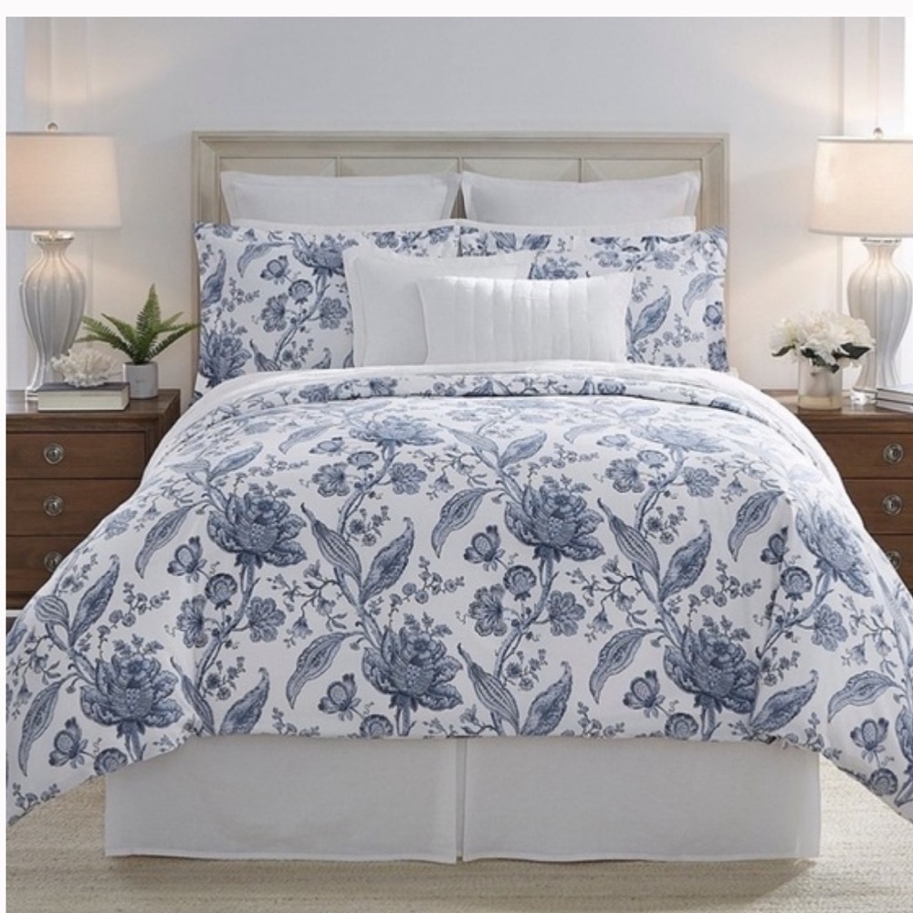 HOST PICK ❤️❤️Southern Living Kensington Floral Sateen Duvet Cover Mini Set.